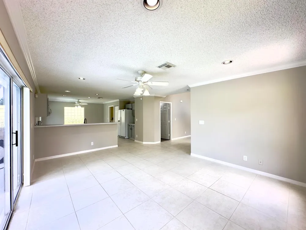 1118 Fosters Mill Drive Boynton Beach, FL 33436