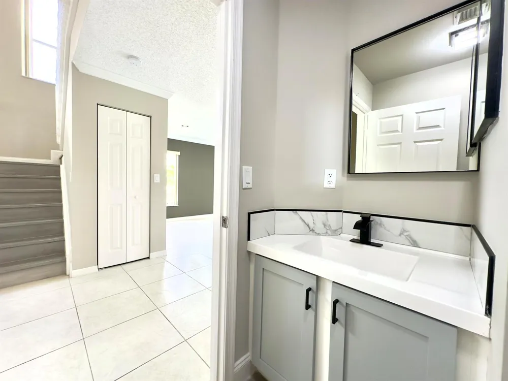 1118 Fosters Mill Drive Boynton Beach, FL 33436