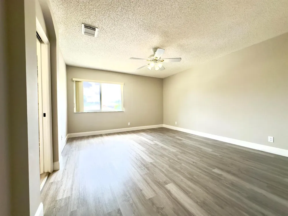 1118 Fosters Mill Drive Boynton Beach, FL 33436