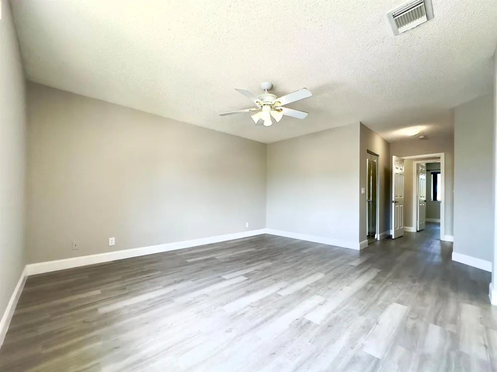 1118 Fosters Mill Drive Boynton Beach, FL 33436