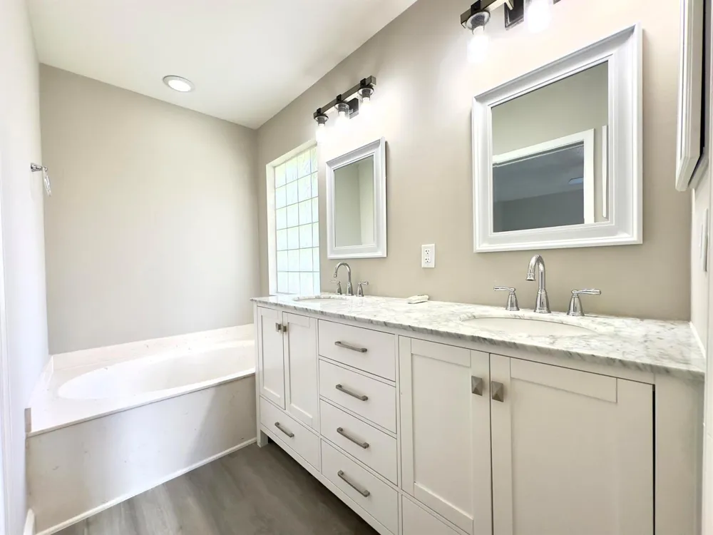 1118 Fosters Mill Drive Boynton Beach, FL 33436