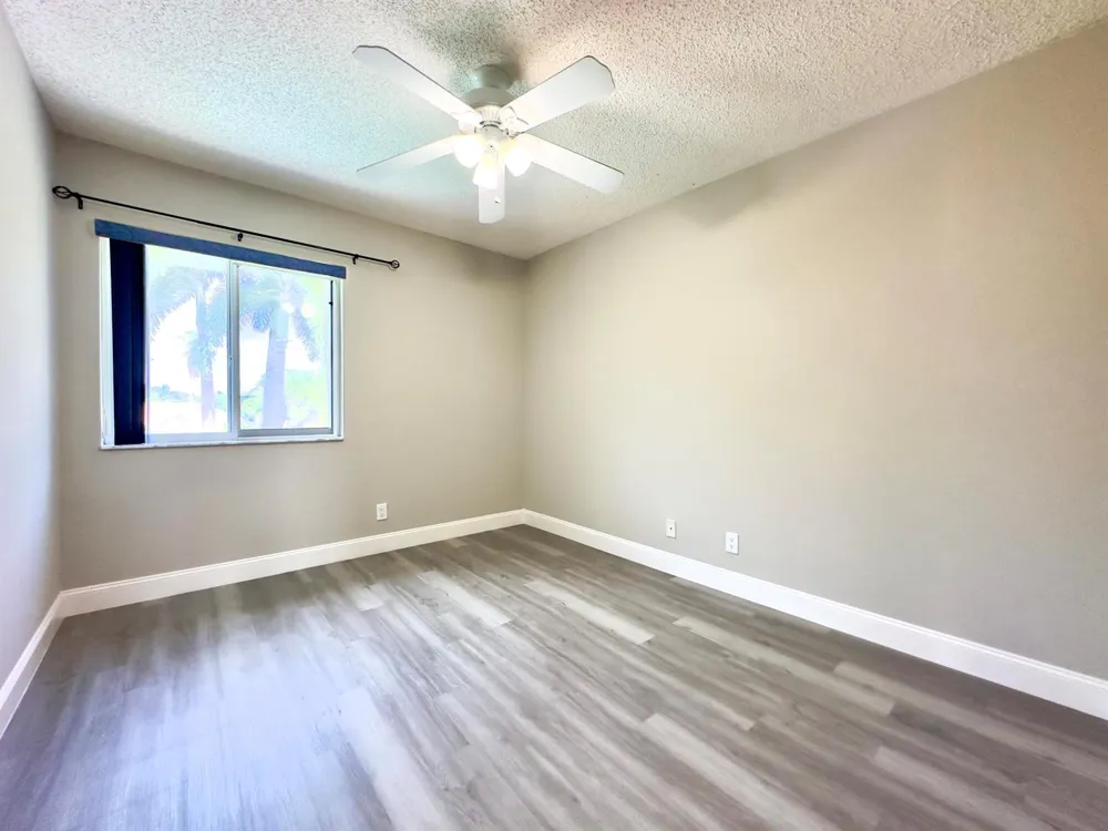 1118 Fosters Mill Drive Boynton Beach, FL 33436