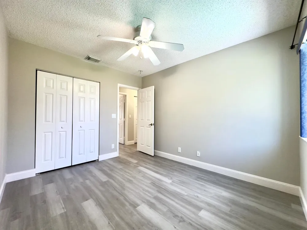 1118 Fosters Mill Drive Boynton Beach, FL 33436