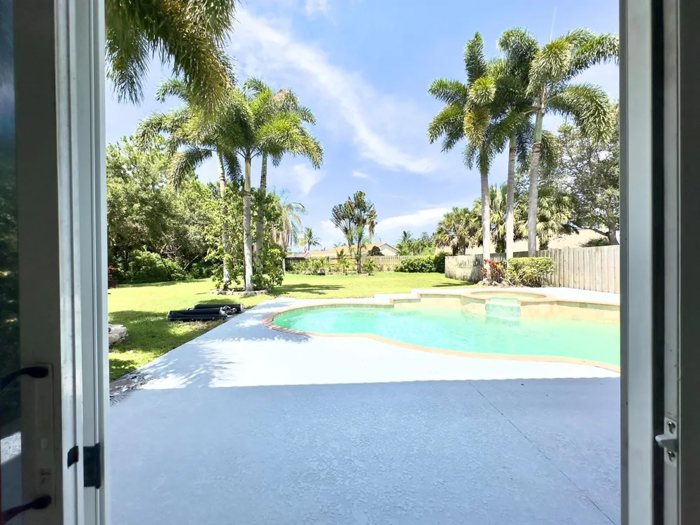 1118 Fosters Mill Drive Boynton Beach, FL 33436