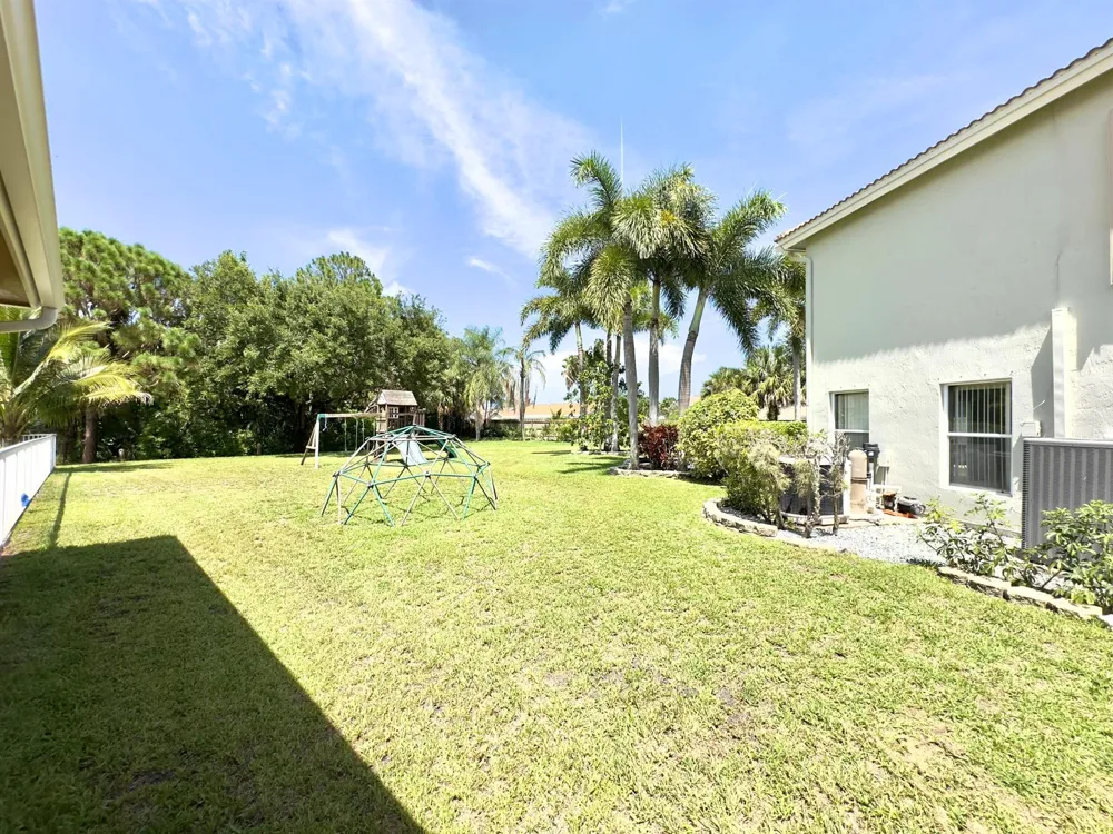 1118 Fosters Mill Drive Boynton Beach, FL 33436
