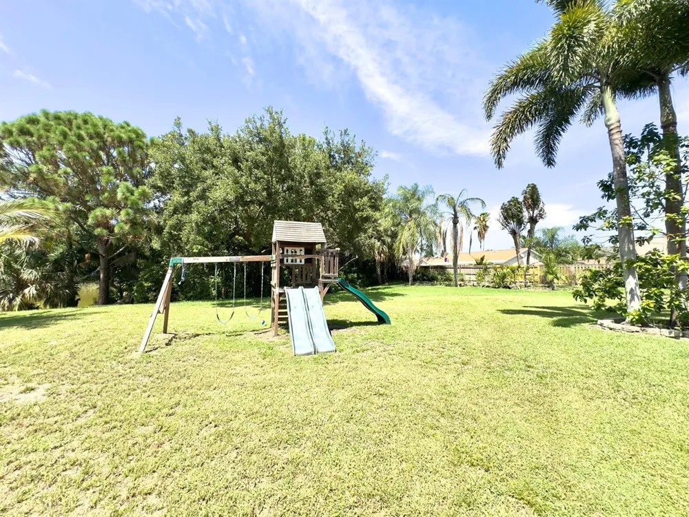 1118 Fosters Mill Drive Boynton Beach, FL 33436