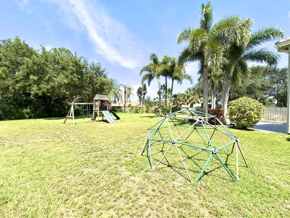 1118 Fosters Mill Drive Boynton Beach, FL 33436