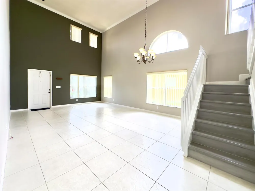 1118 Fosters Mill Drive Boynton Beach, FL 33436