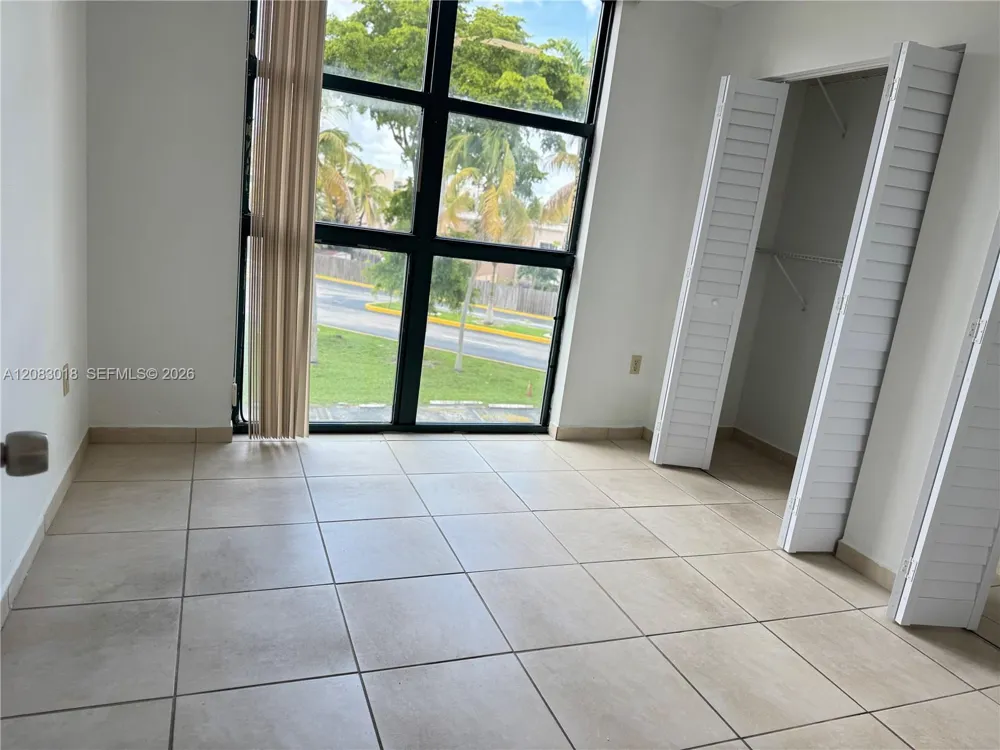 11780 SW 18th St #307-2 Miami, FL 33175