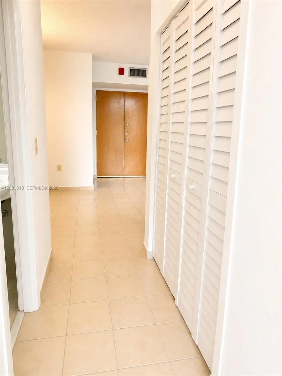 11780 SW 18th St #307-2 Miami, FL 33175