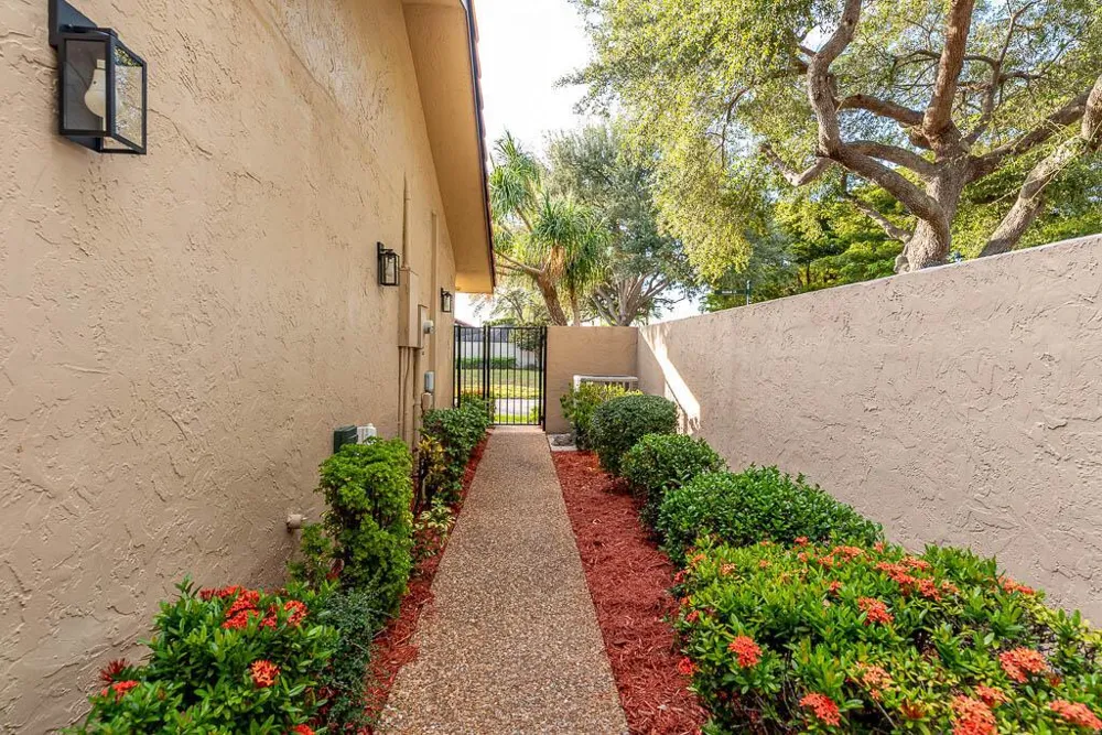 6876 PALMAR COURT Boca Raton, FL 33433