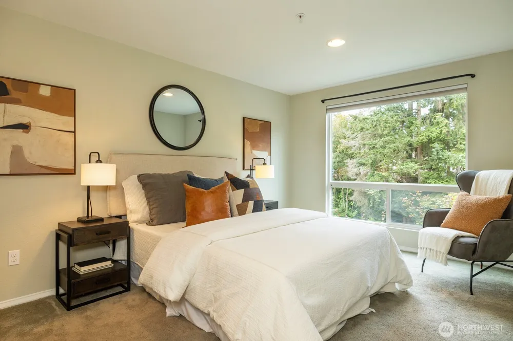 823 161st Place #302 Seattle, WA 98133