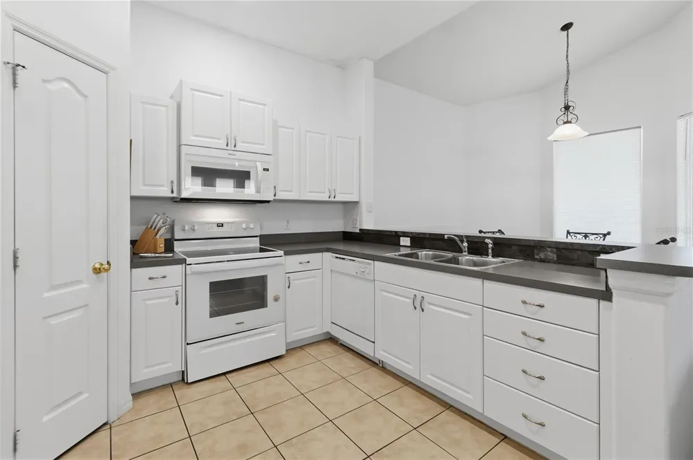 742 TUSCAN HILLS BOULEVARD Davenport, FL 33897