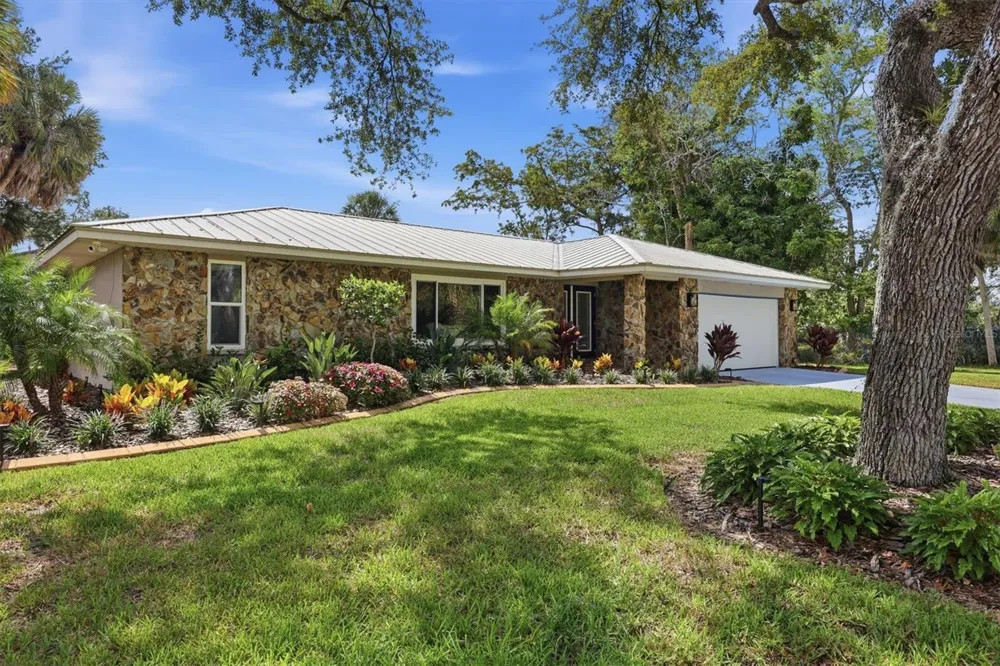 5159 OAKMONT PLACE Sarasota, FL 34242