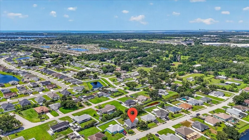 5815 33RD DRIVE E Palmetto, FL 34221