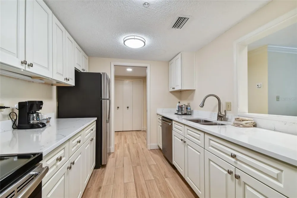 36750 US HIGHWAY 19 #15305 Palm Harbor, FL 34684