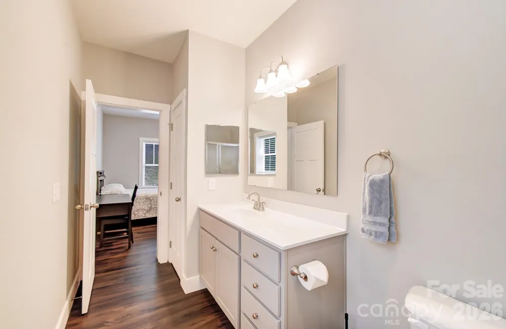 182 Ellerslie Acre Hendersonville, NC 28739