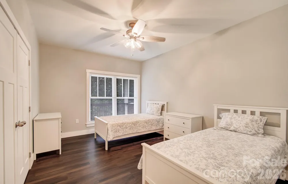 182 Ellerslie Acre Hendersonville, NC 28739