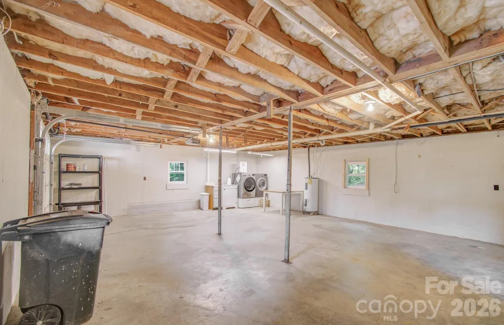 182 Ellerslie Acre Hendersonville, NC 28739