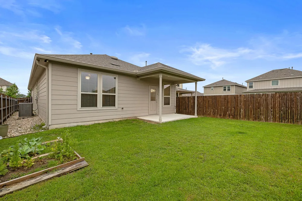 284 Zuma Drive Liberty Hill, TX 78642