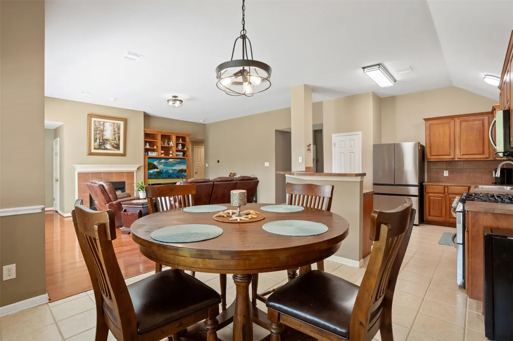 2211 Heritage Well Lane Pflugerville, TX 78660