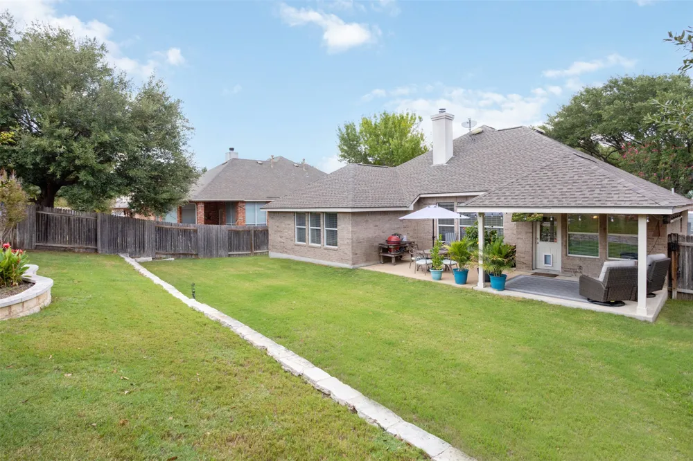 2211 Heritage Well Lane Pflugerville, TX 78660