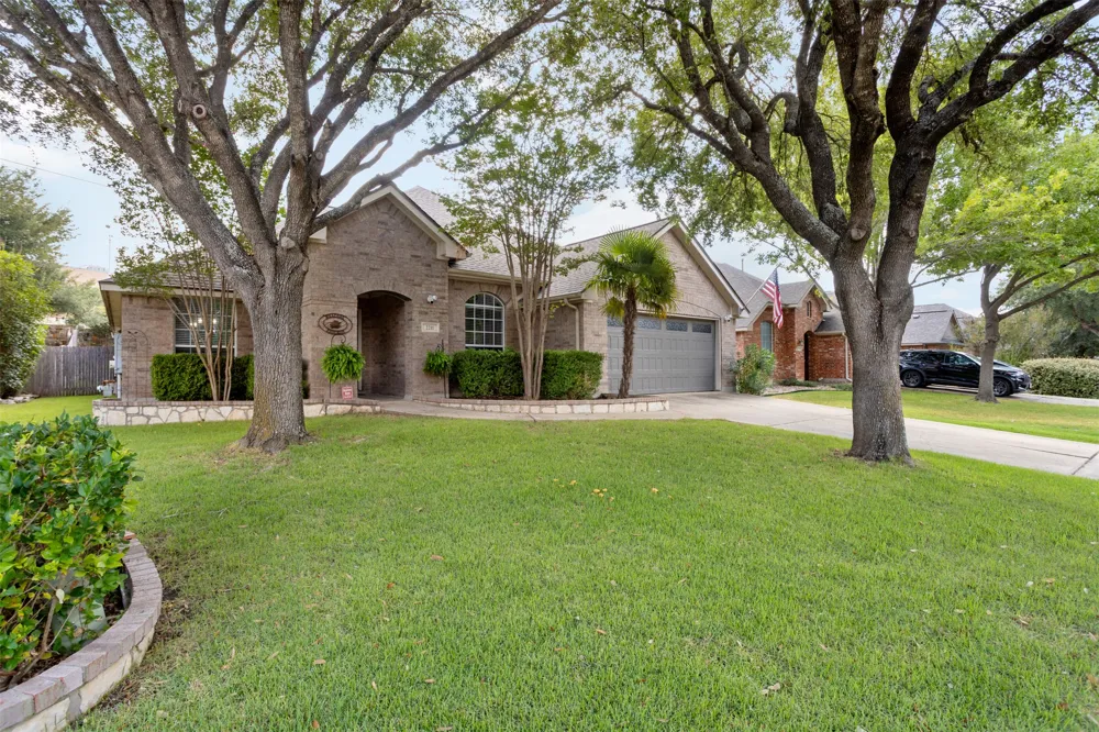 2211 Heritage Well Lane Pflugerville, TX 78660