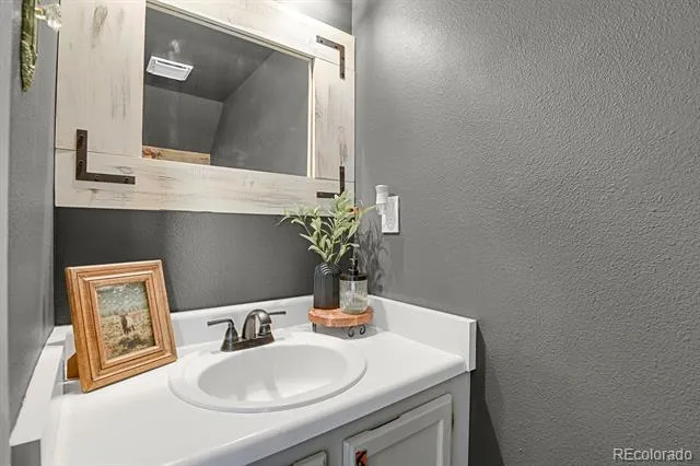 3166 Vail Pass Drive Colorado Springs, CO 80917