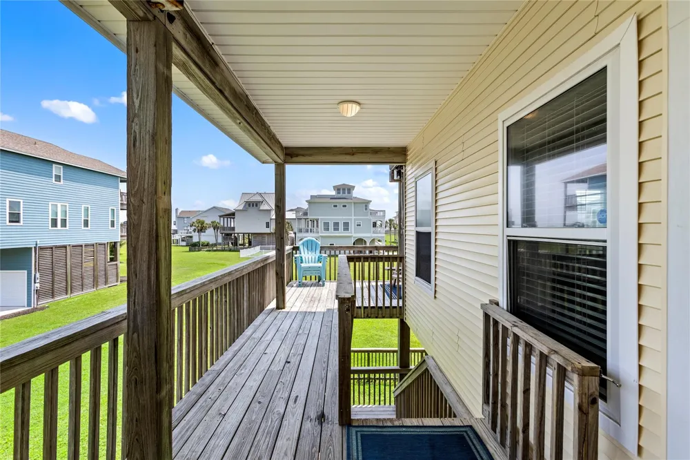 4114 Courageous Lane Galveston, TX 77554