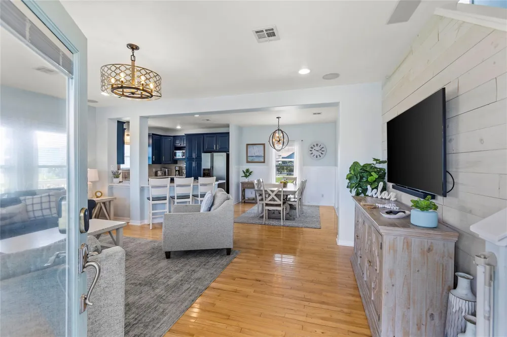 4114 Courageous Lane Galveston, TX 77554