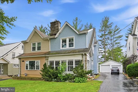622 COUNTRY CLUB LANE