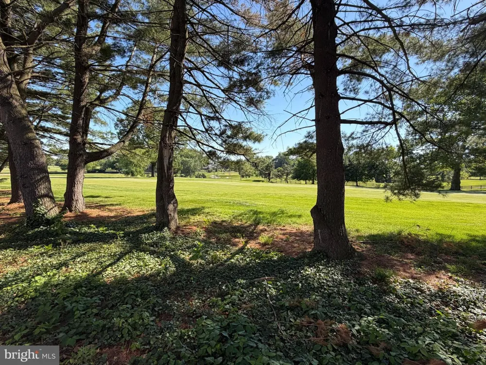 622 COUNTRY CLUB LANE Havertown, PA 19083