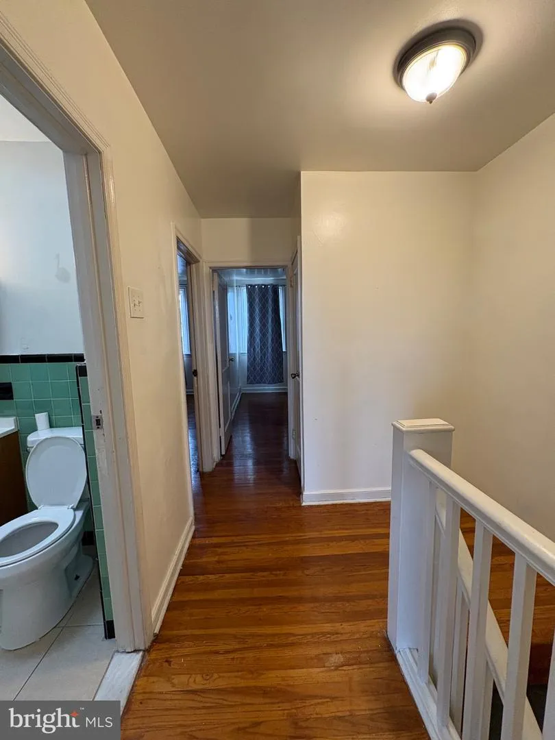 2112 LONGSHORE AVENUE Philadelphia, PA 19149
