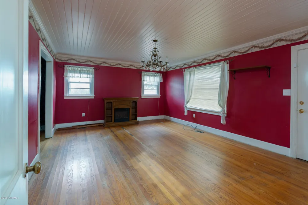 506 Raleigh Road Clinton, NC 28328