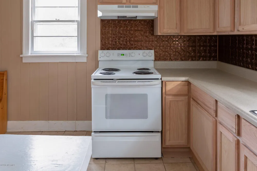 506 Raleigh Road Clinton, NC 28328