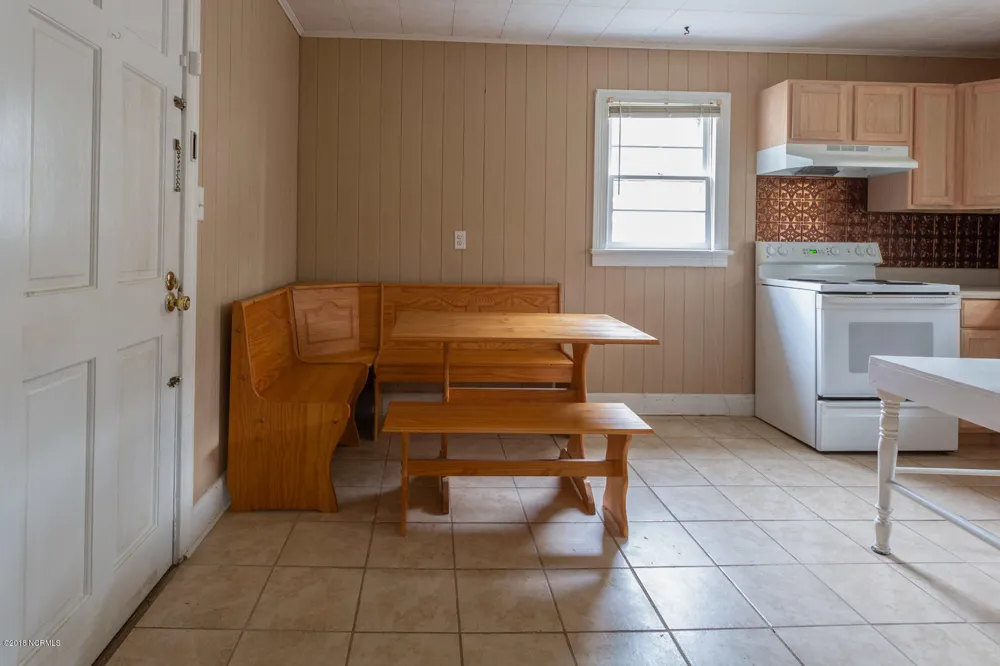 506 Raleigh Road Clinton, NC 28328