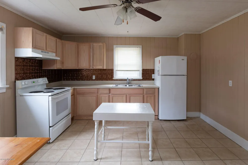 506 Raleigh Road Clinton, NC 28328