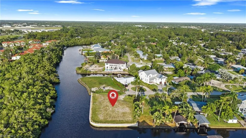 1100 Christopher Court Naples, FL 34104