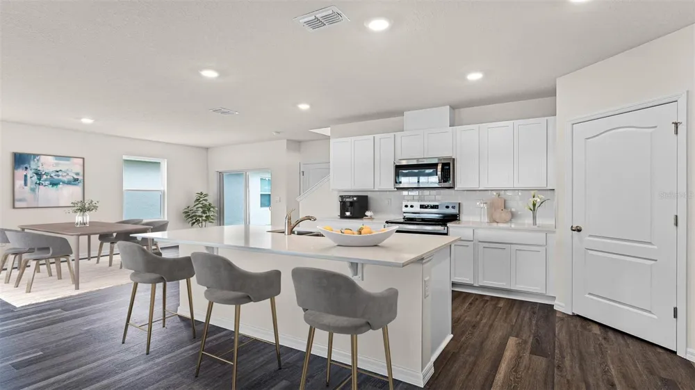 5204 BLANKET FLOWER STREET Apopka, FL 32712