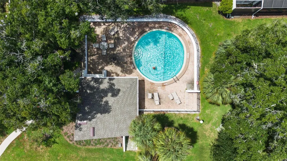 14225 CYPRESS CIRCLE #14225 Tampa, FL 33618