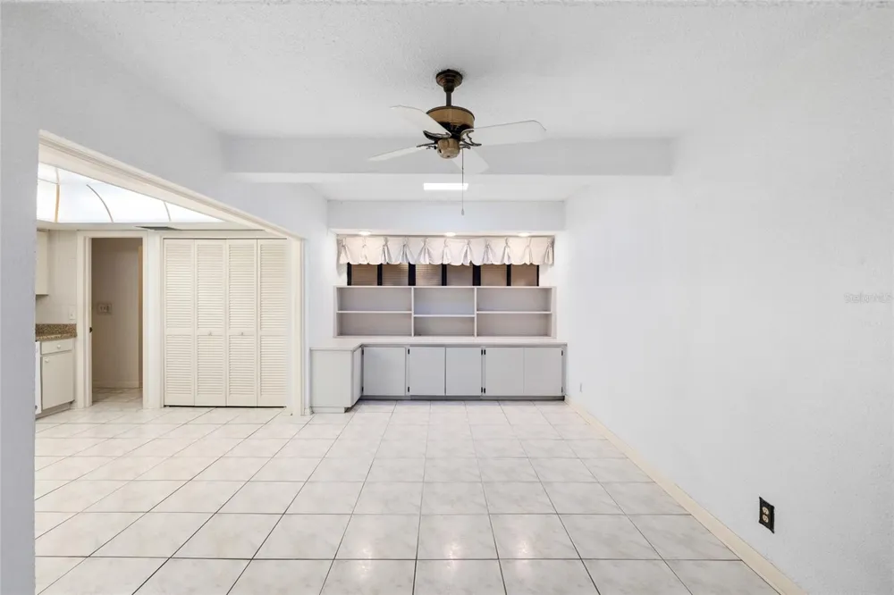 14225 CYPRESS CIRCLE #14225 Tampa, FL 33618