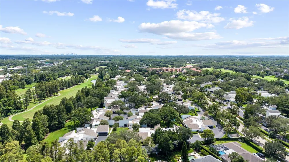 14225 CYPRESS CIRCLE #14225 Tampa, FL 33618