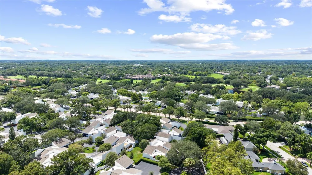 14225 CYPRESS CIRCLE #14225 Tampa, FL 33618