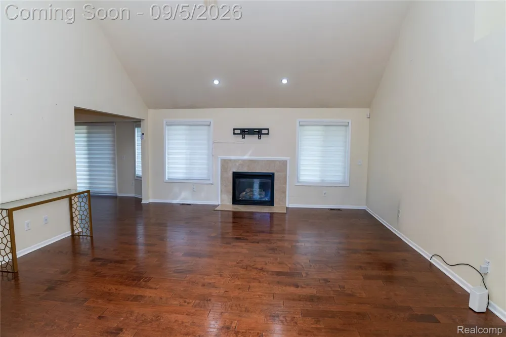 50576 Commons Drive Macomb Township, MI 48042