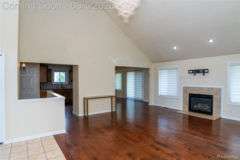 50576 Commons Drive Macomb Township, MI 48042