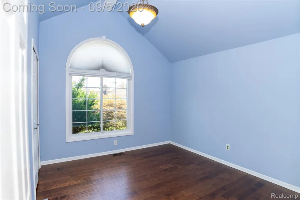 50576 Commons Drive Macomb Township, MI 48042