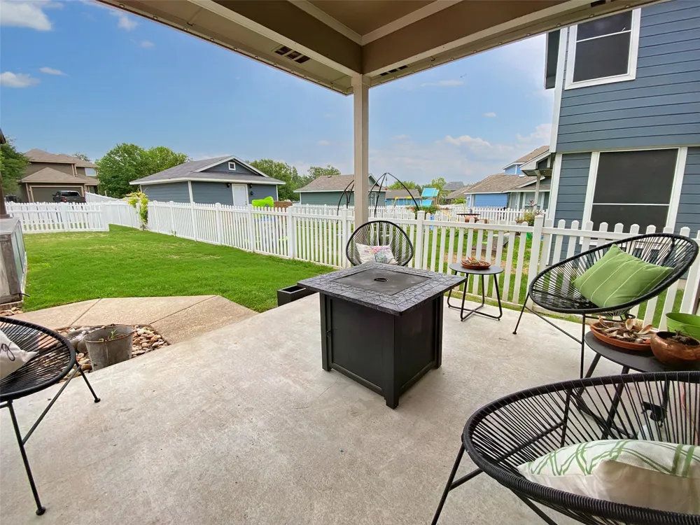 701 Sampson Street Kyle, TX 78640