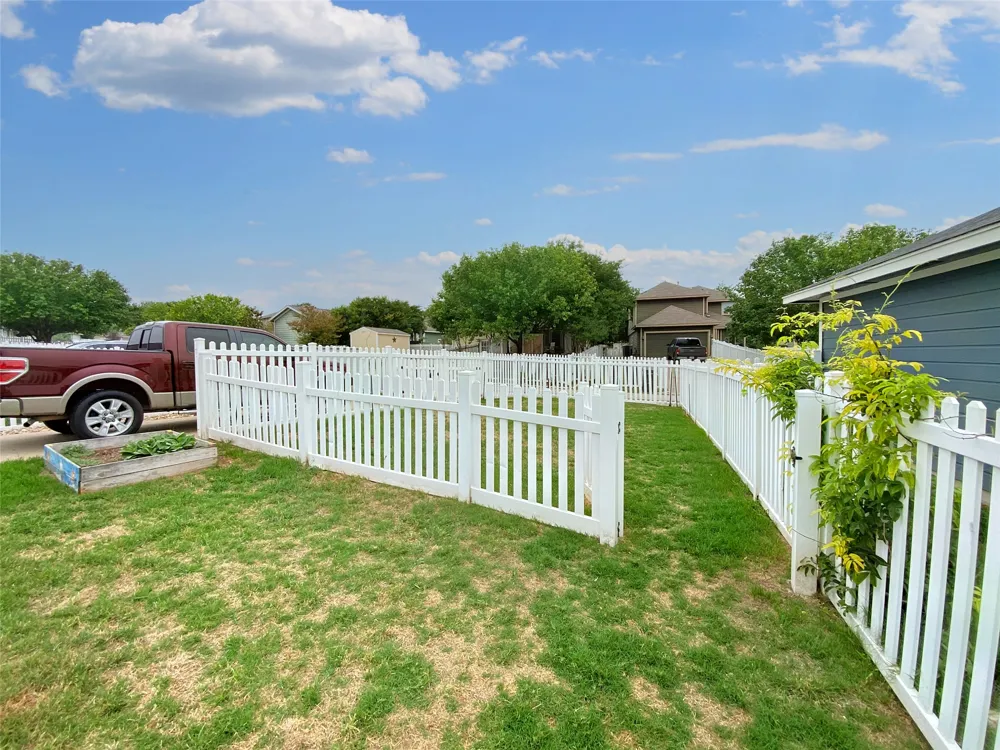 701 Sampson Street Kyle, TX 78640