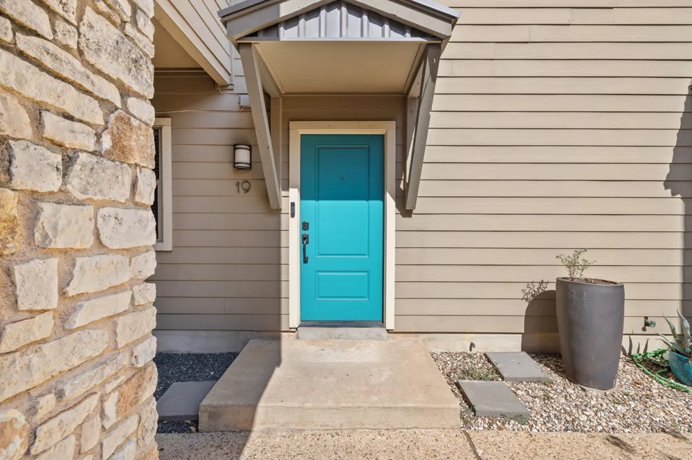 6700 Cooper Lane #19 Austin, TX 78745