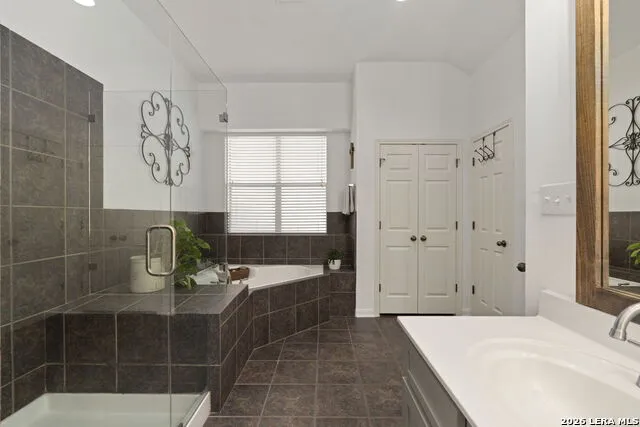 14006 POSSUM TREE RD San Antonio, TX 78232
